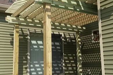 Deck - traditional deck idea in Other