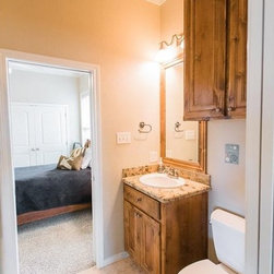 5302 Riviera Ct - Products