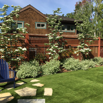 Spacious Garden with patio and lawn