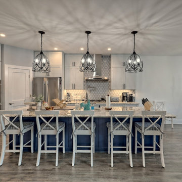 Cherokee Circle: Transitional Craftsman Home