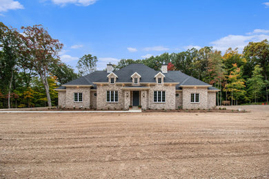 Example of a classic exterior home design in Grand Rapids