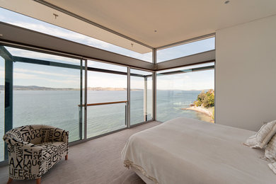 Inspiration for a modern bedroom in Hobart.