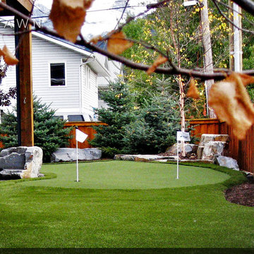 Golf and Putting Greens with Artificial Grass