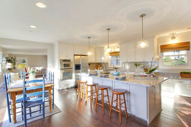 Example of a kitchen design in Baltimore