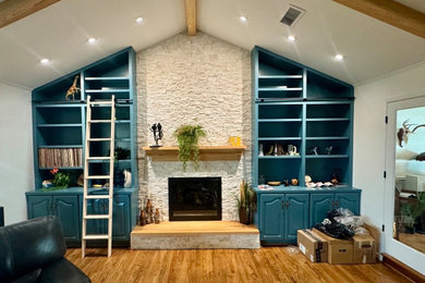 Inspiration for a living room remodel in Houston
