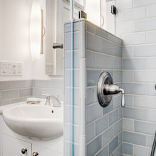 mom and dad's bathroom