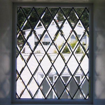 Transitional Farmhouse Beveled Diamonds - Style Guide - Diamonds & Rondels