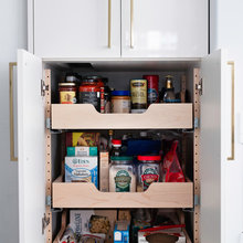 Pantry/Laundry