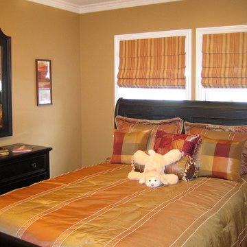 Window Shades: Roman Shades
