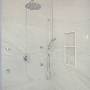 Custom Home Master Bathrooms