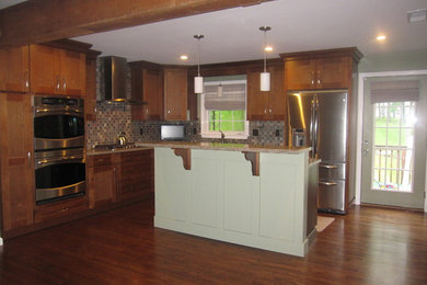 Example of a classic kitchen design in New York