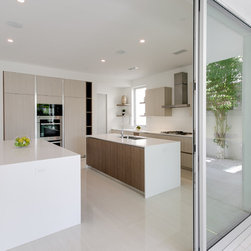 March 2016 / Los Angeles, CA - Kitchen Cabinetry