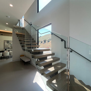Agora Hills - Glass Railings