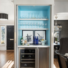 Lounge room bar?