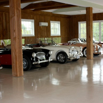 Middleburg Car Barn w/ Upstairs Office