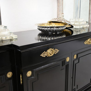 Elegant Empire Buffet Table