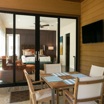 Contemporary Lodge
