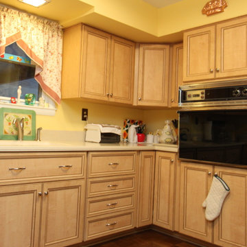Italian Laminate Kitchen Update
