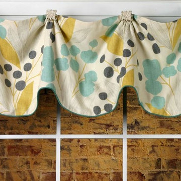 Mims Valance on Knobs/Medallions