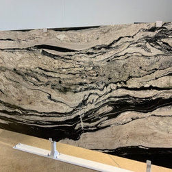 Black Horse Granite - Kitchen Countertops