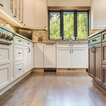 Chef's Island Arena Kitchen Remodel Bellevue, WA
