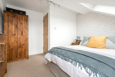 Inspiration for a contemporary bedroom in London.