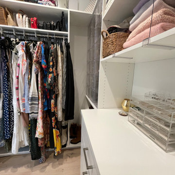 Closet Accessories & Dressing Station