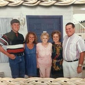 Janie Ford's photo