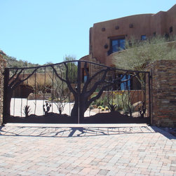 Auto Court Gates - Home Fencing And Gates