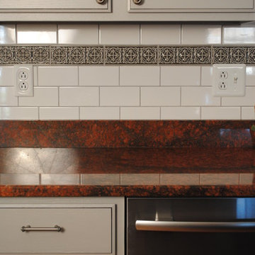 Golden Oak to light Grey with Black Island