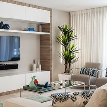 .living room.