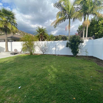 Vertical Style Vinyl Fences