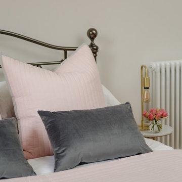 Edinburgh Georgian Apartment - Pink and Grey Bedroom