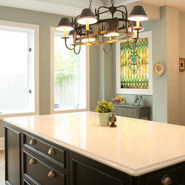 Delicious Hints of Vintage; Kitchen