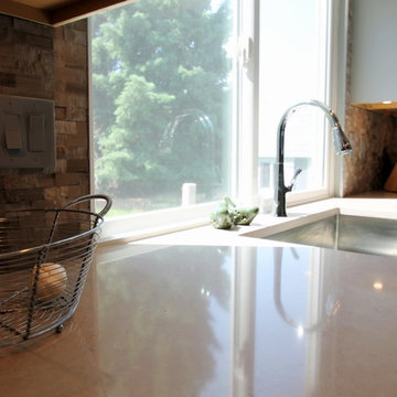 Transitional Two-Toned Kitchen Renovation