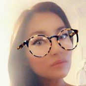 Ashley Robertss foto