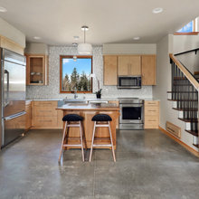 Mountain House - Kitchen