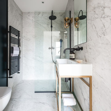 Queens Gate Bathroom 1
