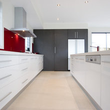 Kitchen cabinet