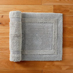 Frontgate Resort Collection Skid-Resistant Bath Rug - Badematten & Badteppiche