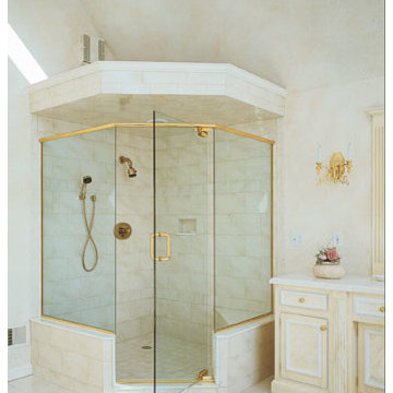 Frameless Neo Angle with 2 Buttress Panels