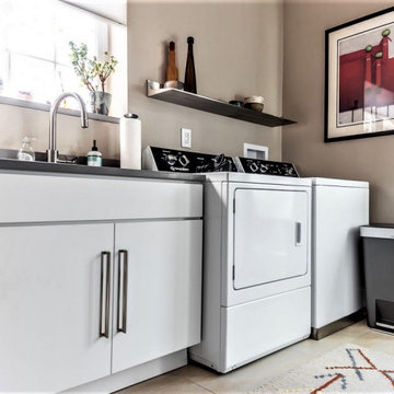 Alexandria Overlook Laundry Room