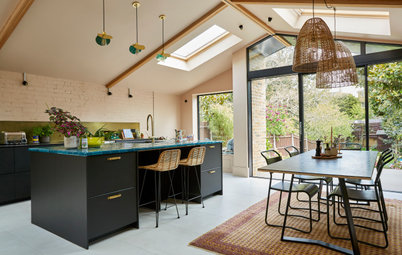 Houzz Tour: Modern and Vintage Mix Beautifully in a Period Home