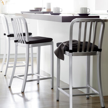 Delta Aluminum Bar Stool