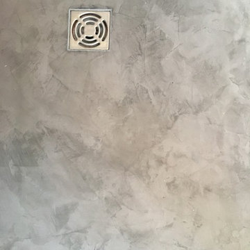 Duschbad mit fugenlosem Designbelag