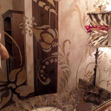 Pattern embellished Mirror with gilded frame