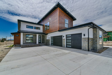 Modern exterior home idea in Salt Lake City