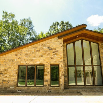 Contemporary Lodge