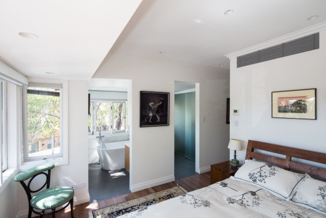 Bedroom by Kreis Grennan Architecture