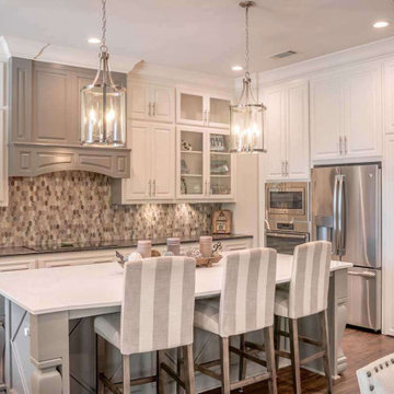 Modern Farmhouse Plan 041-00206